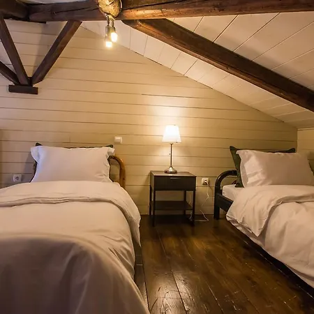 Epoches 4* Karpenísion