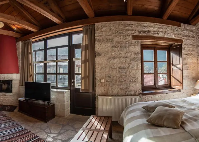 Πανσιόν Epoches