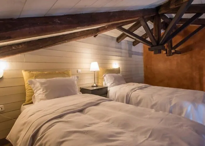 Epoches Πανσιόν Καρπενήσι